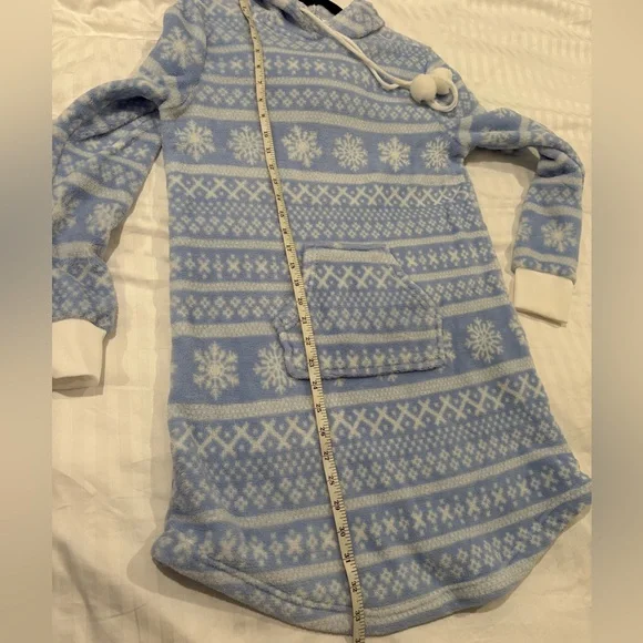 Ardene Light Blue Fuzzy Hoodie, size xs, like new - Picture 4 of 7